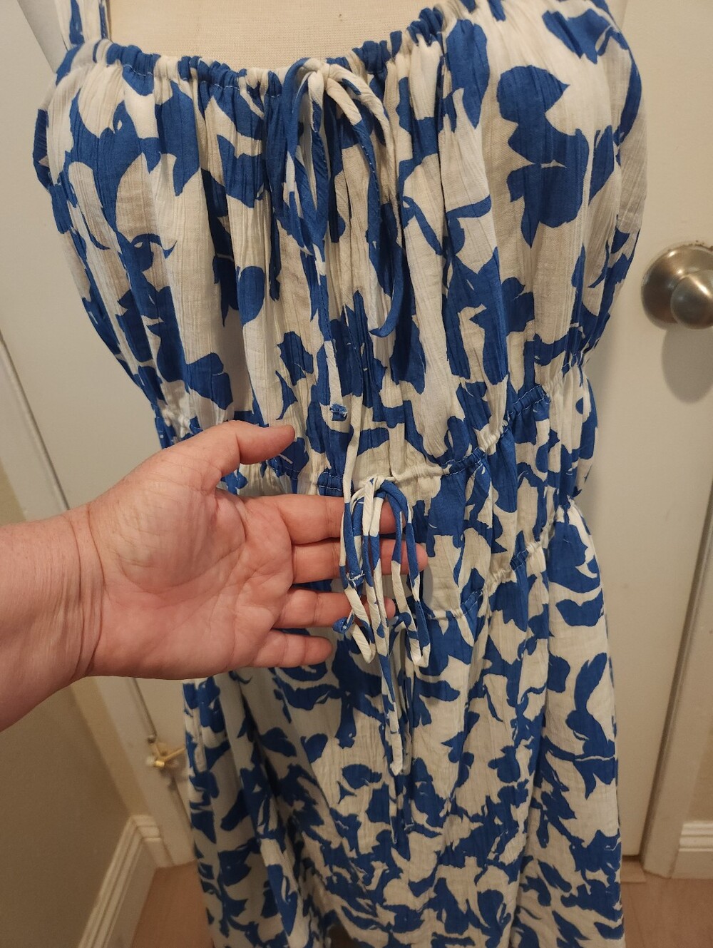 Blue Floral Summer Sundress - Women - Picture 2 of 7